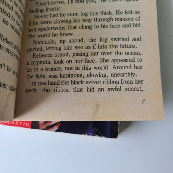 5/$12 YA Vintage Books Dark Moon 1 2 Moore Kiss of Death Dreams Revenge Witch - Picture 11 of 12